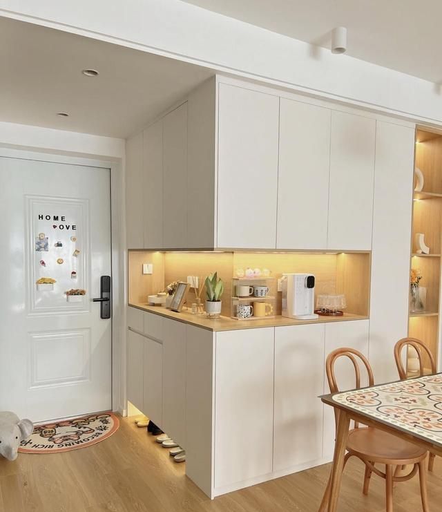 玄关柜必做凹格设计,实用至上非花哨 若再装修,玄关柜我一定要做“凹格”,不是花里胡哨,是真实用 - 家居知识