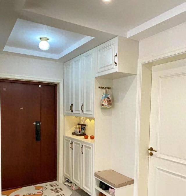 安徽一女子坚持轻硬装，只用10w搞定美式风格的家，结果丑哭了 - 今日头条