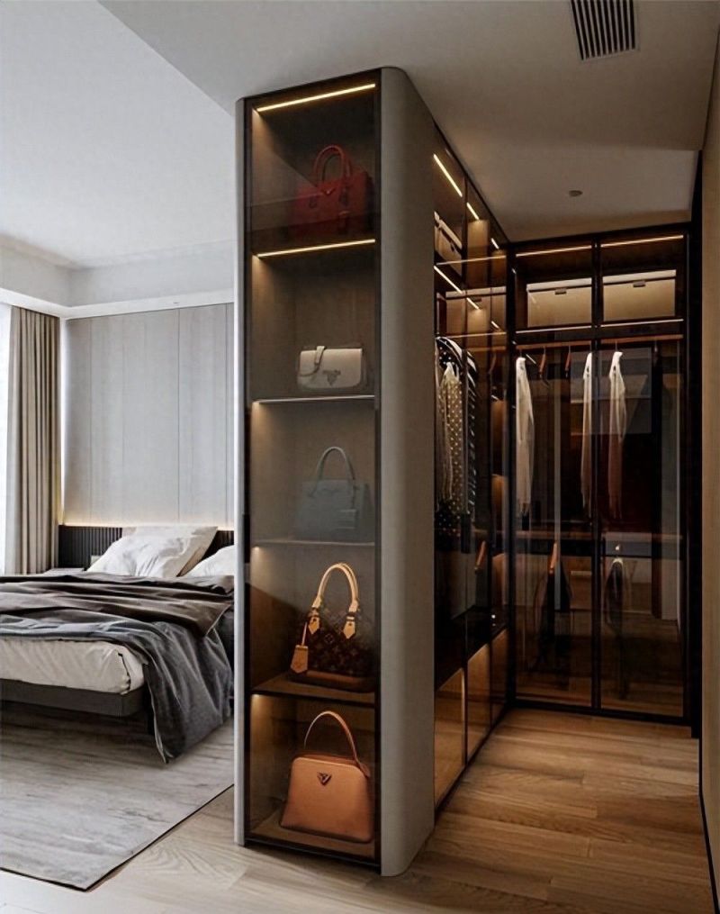 4平米床边衣帽间设计，美到让人心动！