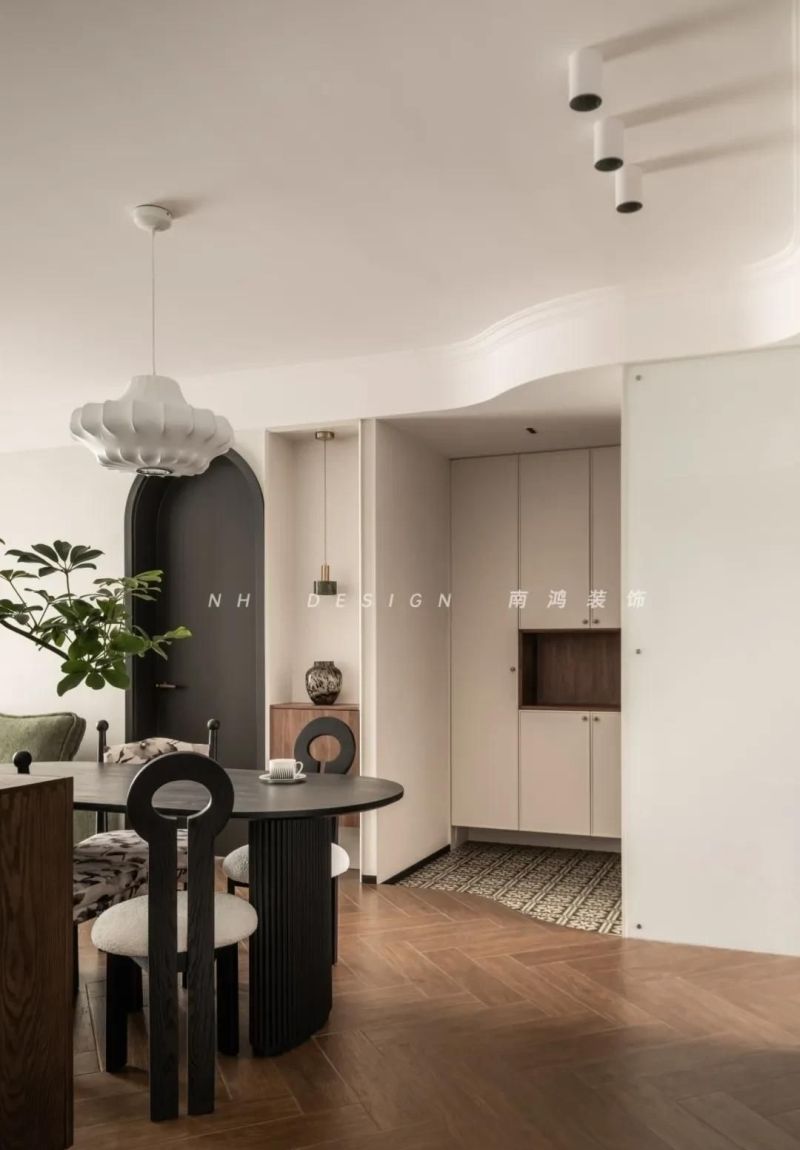 御湖半岛102㎡ | 轻法式混搭中古，收纳也能做这么好看的装饰 - 家居知识