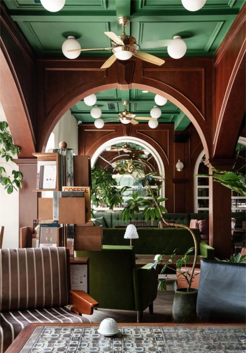 优雅高奢与复古老钱碰撞，独属咖啡屋的红酒艺术 - 家居知识