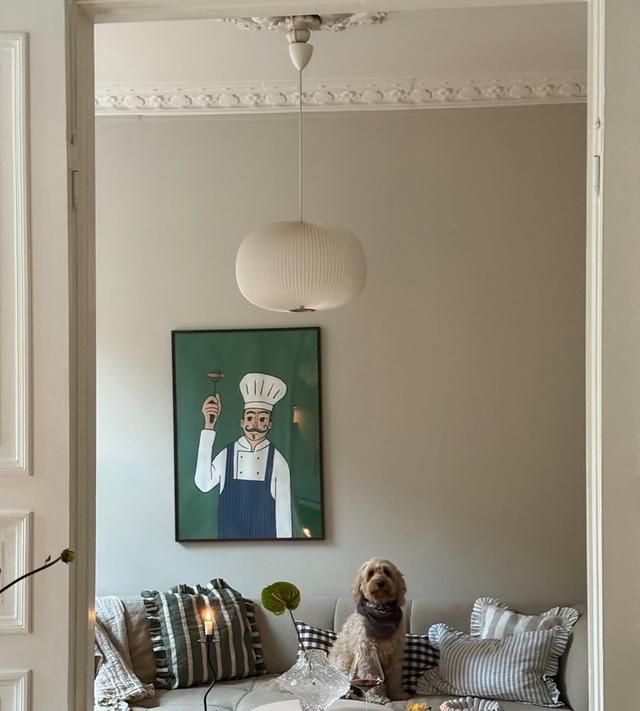 挪威女主的复古现代家,浪漫与精致的温柔邂逅 挪威女主的家,复古现代的装饰点亮满屋浪漫,温柔又透露着精致 - 家居知识