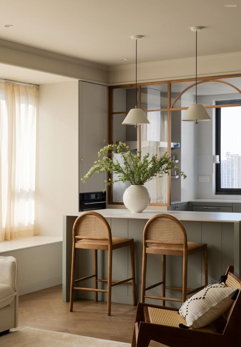 软装魔法,轻松打造油画般法式风情家居 纯靠软装搞定法式风?美得像幅油画 - 家居知识