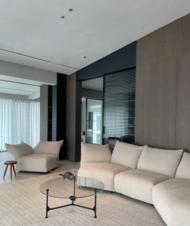 别轻易尝试意式极简风，这5个关键点装不好显廉价