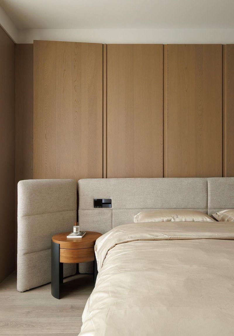 极简住宅中的克制奢华,高级感藏于细节 在极简里藏满高级感,这套住宅把“克制奢华”玩明白了 - 家居知识