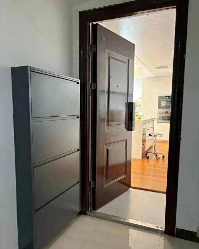 广东业主巧改鞋柜设计，邻居纷纷效仿直呼太实用！