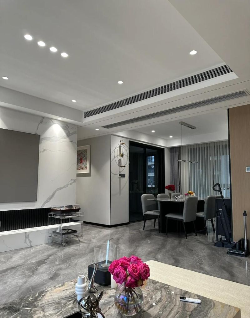 150平现代轻奢风完工实景,高级感拉满一眼心动! 150平现代轻奢风打造完成,这效果绝了,一眼沦陷! - 家居知识