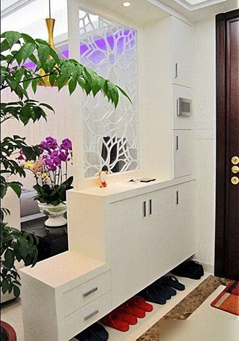 装修师傅推荐鞋柜设计，门厅瞬间整洁，邻居争相模仿