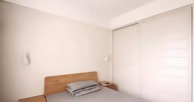 小户型混搭风,实用与美观兼具的舒适家居体验 小户型装混搭风太香了!实用与美观全拉满,住着实在又舒服 - 家居知识