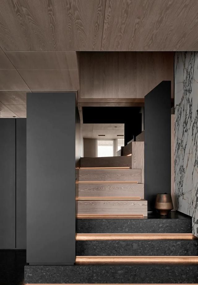 唐忠汉｜320㎡当代轻奢，深色系才是真潮流！ - 家居知识