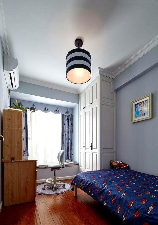 172平美式风空间,深色家居的高级感与耐看之道 172平美式风空间,深色家居不显沉闷,久居也不会觉得腻 - 家居知识