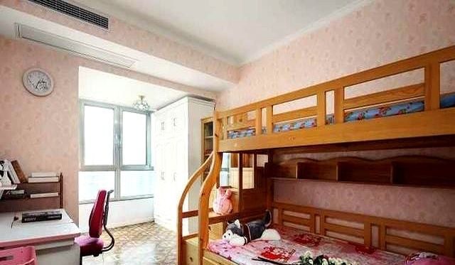 105平美式田园风,三口之家的温馨舒适小窝 105平的美式田园小家,用舒服的色彩和设计,构建舒适的三口之家 - 家居知识