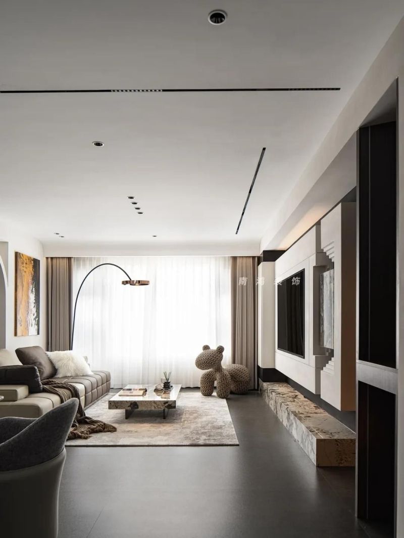 140㎡意式轻奢,用造型与结构演绎灵动高级感 140㎡意式轻奢:以造型与结构书写的灵动高级感! - 家居知识