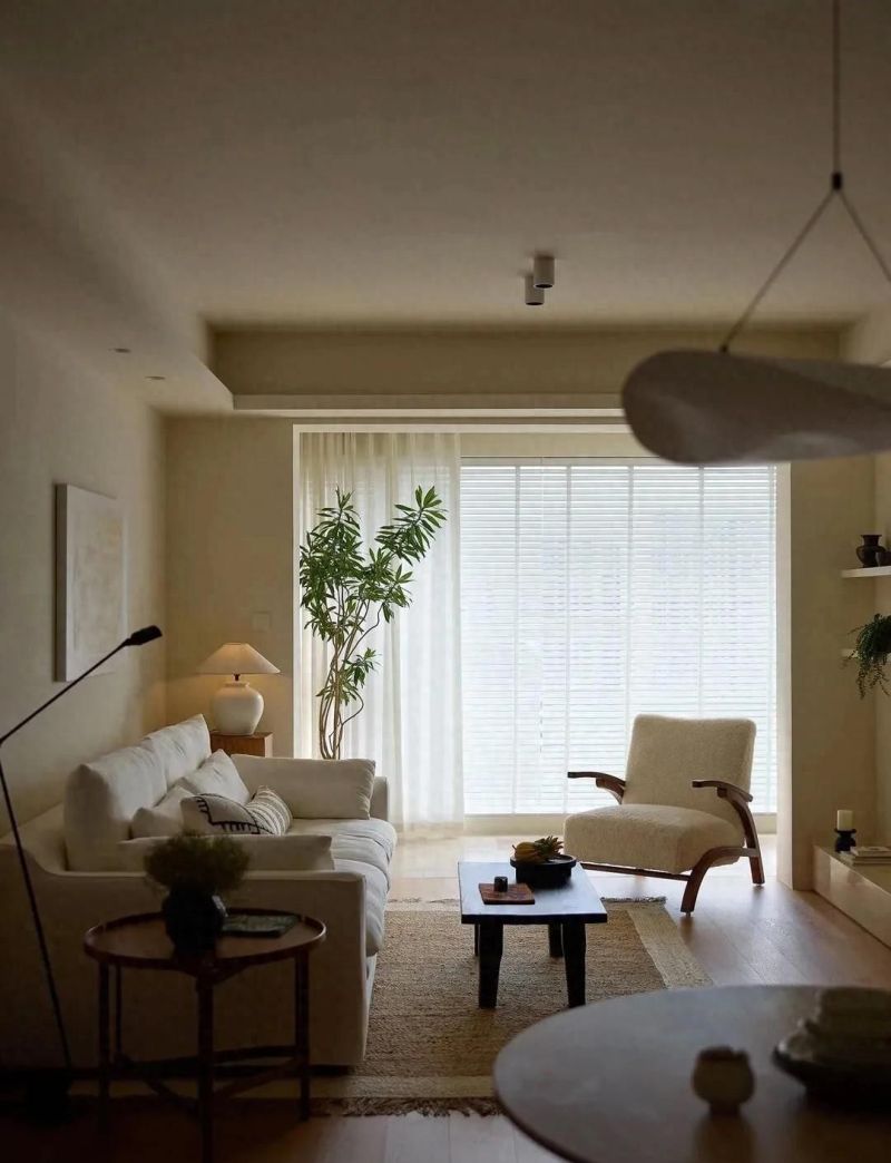 轻侘寂美学，质朴中的优雅与从容