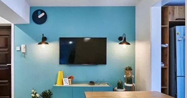 80㎡北欧风小宅被赞如海边别墅,亲戚们都惊呆了! 表姐家80㎡的北欧简装,亲戚们居然夸它堪比海边大别墅! - 家居知识