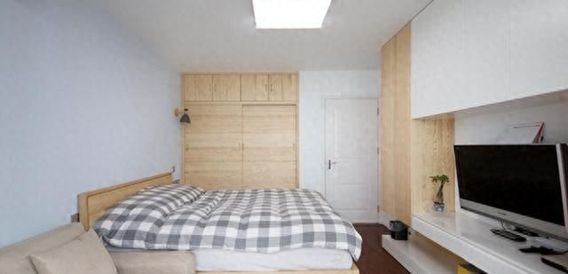 40㎡小户型巧装柜中柜衣帽间，收纳翻倍不显挤