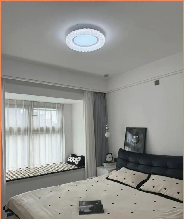 极简主义夫妻的家火了,拒绝过度装修,品味十足! 这对夫妻的家火了,拒绝过度装修,把简约做到极致,太有品位了! - 家居知识