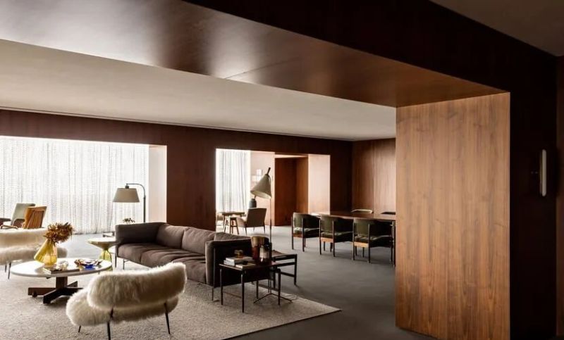 600㎡原木风大平层：用自然肌理，织就温暖治愈的家 / Studio MK27 - 家居知识