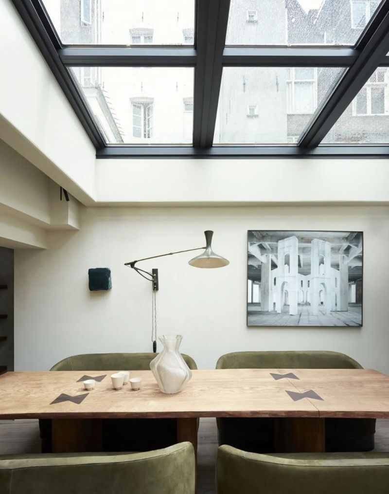 微水泥在欧洲别墅的案例：北欧风邂逅侘寂，优雅于极简冷淡中绽放 - 家居知识