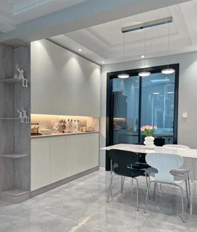 这是我见过最美的“极简装修”，凭一客厅就被无数人效仿，真高级 - 家居知识