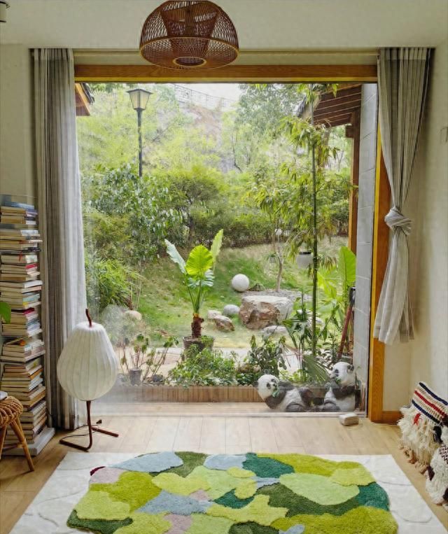 重庆一43岁婆婆，因“坚持穷装”而走红，全屋那叫一个极简，晒晒 - 家居知识