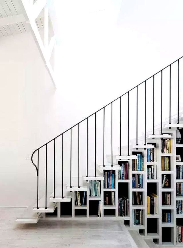 小户型做不了书柜？4种美到爆设计，空间重复利用把图书馆搬回家 - 家居知识