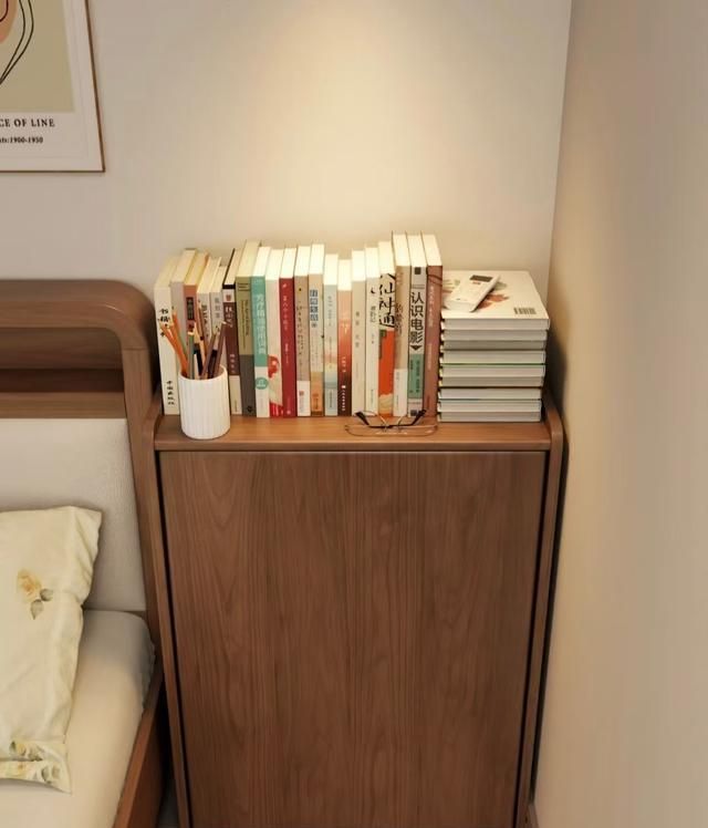 年轻人为何抛弃床头柜?这些新式设计更高级实用 “床头柜”已逐渐退出中国家庭,看看年轻人的做法,高级又实用 - 家居知识