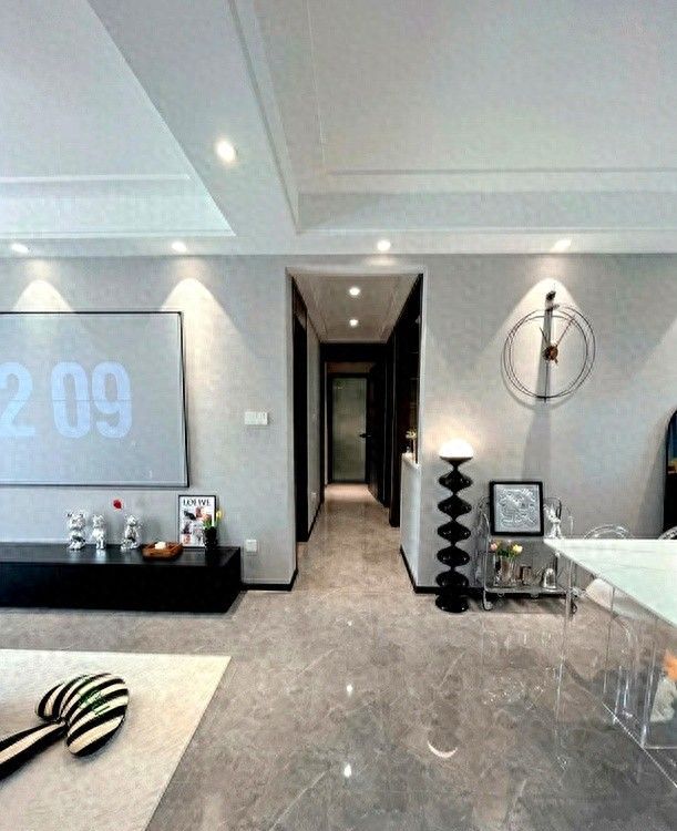 浙江极简主义夫妇打造一尘不染的高级感家居