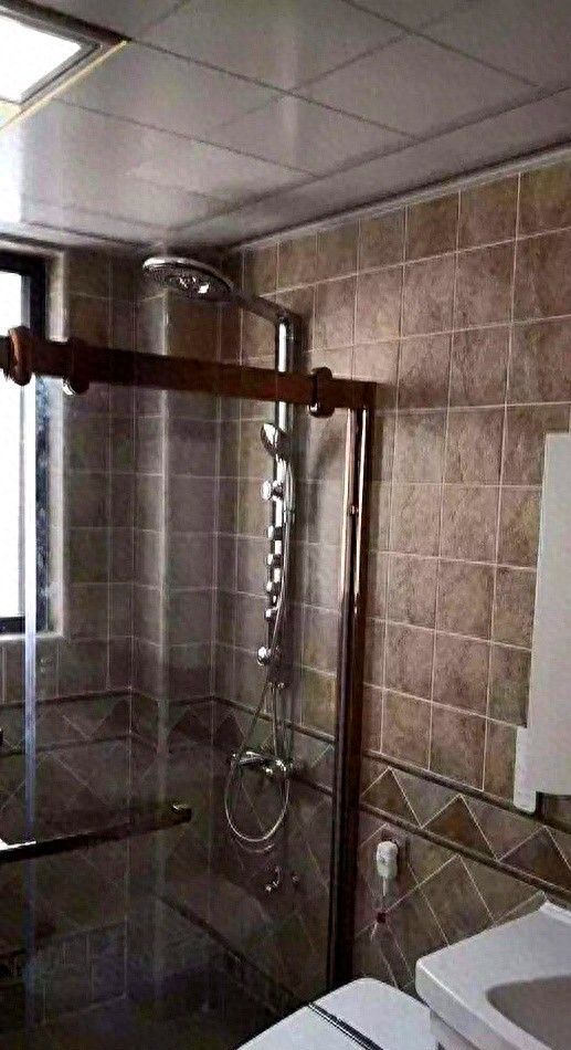 新房装修完工，新中式风格，入户装上山水画，实木线条修饰，晒晒 - 家居知识