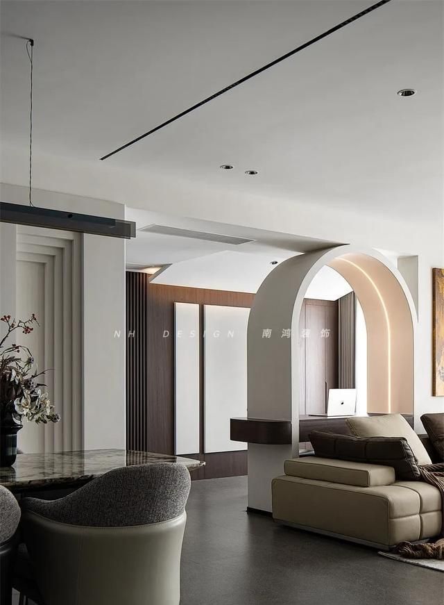 140㎡意式轻奢：以造型与结构书写的灵动高级感！ - 家居知识