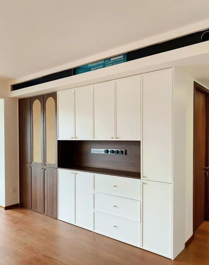 现代风格衣柜定制：靠谱之选，品质之选 - 家居知识