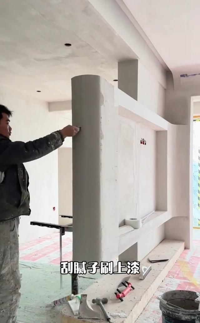 半墙爆改悬浮电视柜！老师傅揭秘施工细节，看完再决定做不做 - 家居知识