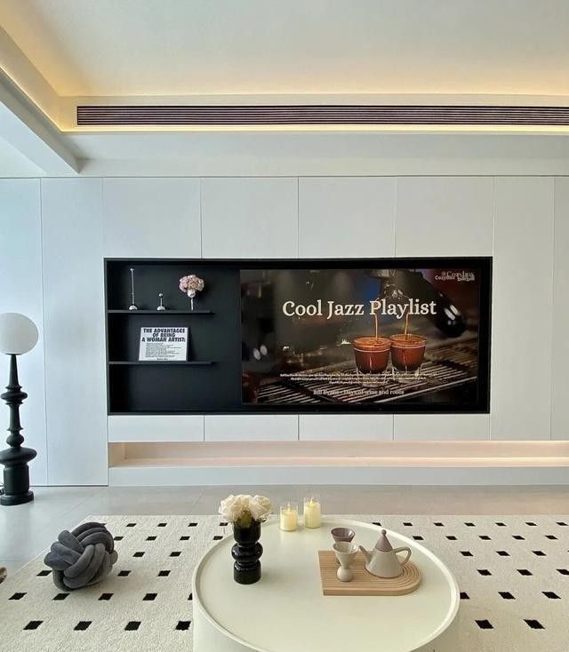 老公坚持把电视墙设计成满墙电视柜，入住后发现真香！ - 家居知识