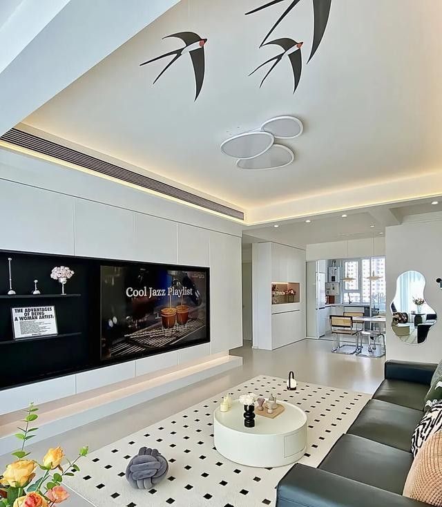 老公坚持把电视墙设计成满墙电视柜，入住后发现真香！ - 家居知识