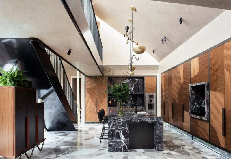 现代时尚风，探索今日头条的潮流趋势