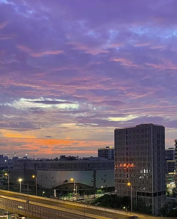 浙江夫妻90㎡现代轻奢家,实用高级,住得超爽! 浙江夫妻俩住90㎡的家,现代轻奢装修,实用高级,真的太爽啦! - 家居知识