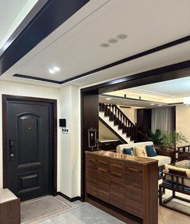 河北女子224㎡顶层复式新中式家装，高级感拉满引热议