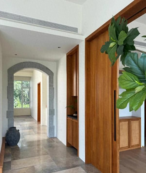 山东一位90后夫妻的家，堪称原木+侘寂混搭教科书，太有品位了 - 家居知识