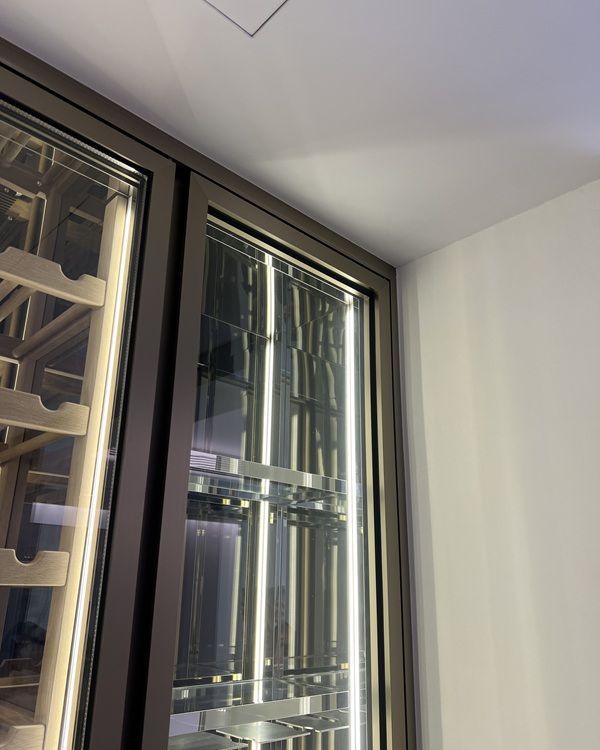 实力强的酒柜定制公司推荐,打造专属储酒空间 - 今日头条 实力强的酒柜定制公司推荐,打造专属储酒空间 - 家居知识