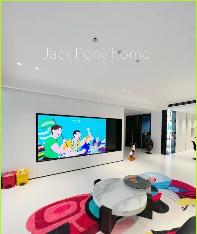 甘肃一对夫妻晒出120平的家，因太干净而走红，极简风装得真高级 - 家居知识