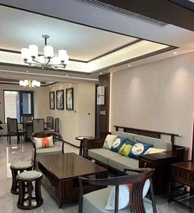 青岛一对退休夫妇的新家,那叫一个高级,日久弥新的新中式风格 - 今日头条 青岛一对退休夫妇的新家,那叫一个高级,日久弥新的新中式风格 - 家居知识