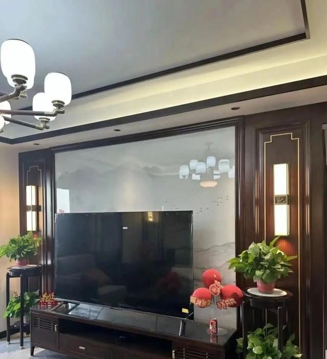 青岛一对退休夫妇的新家,那叫一个高级,日久弥新的新中式风格 - 今日头条 青岛一对退休夫妇的新家,那叫一个高级,日久弥新的新中式风格 - 家居知识