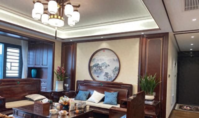 不顾老公反对,自己决定把家装修成新中式,老祖宗的审美果然在线 - 今日头条 不顾老公反对,自己决定把家装修成新中式,老祖宗的审美果然在线 - 家居知识