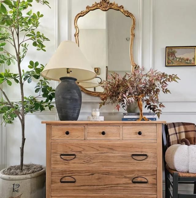 最近看到不少人开始热衷那种“新旧混搭”的家装风格,这股潮流 - 今日头条 最近看到不少人开始热衷那种“新旧混搭”的家装风格,这股潮流 - 家居知识