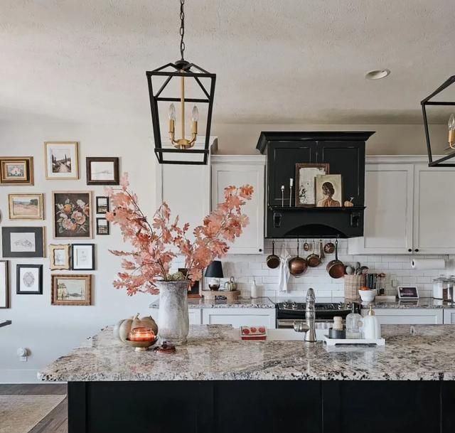 最近看到不少人开始热衷那种“新旧混搭”的家装风格,这股潮流 - 今日头条 最近看到不少人开始热衷那种“新旧混搭”的家装风格,这股潮流 - 家居知识