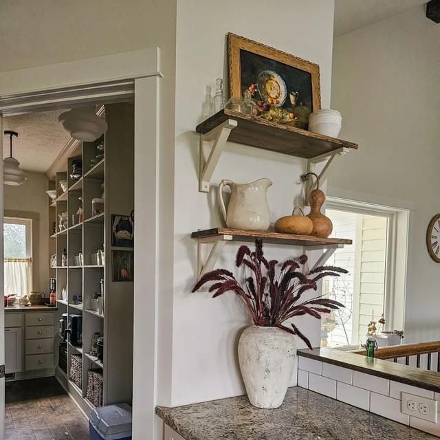 最近看到不少人开始热衷那种“新旧混搭”的家装风格,这股潮流 - 今日头条 最近看到不少人开始热衷那种“新旧混搭”的家装风格,这股潮流 - 家居知识