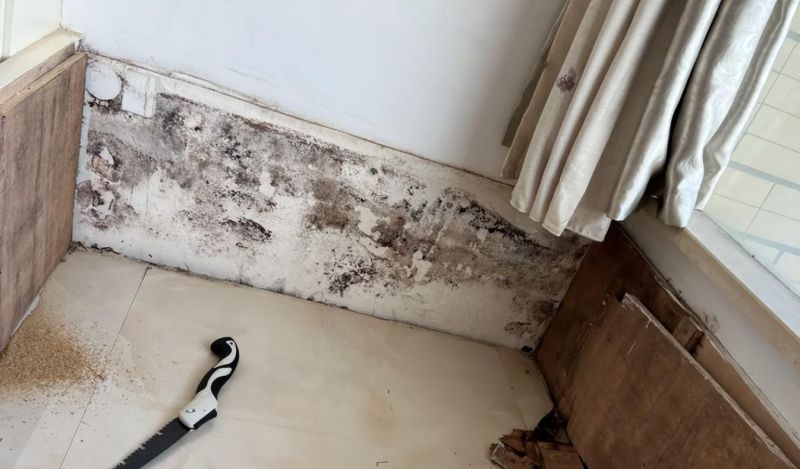 网红装修设计坑人不浅，定制床头柜上万还甲醛超标，悬浮电视柜 - 家居知识