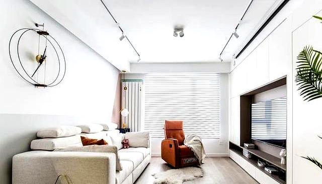 她家的玄关改造堪称“教科书”,巧用玻璃隔断,解决无玄关的尴尬 - 今日头条 她家的玄关改造堪称“教科书”,巧用玻璃隔断,解决无玄关的尴尬 - 家居知识