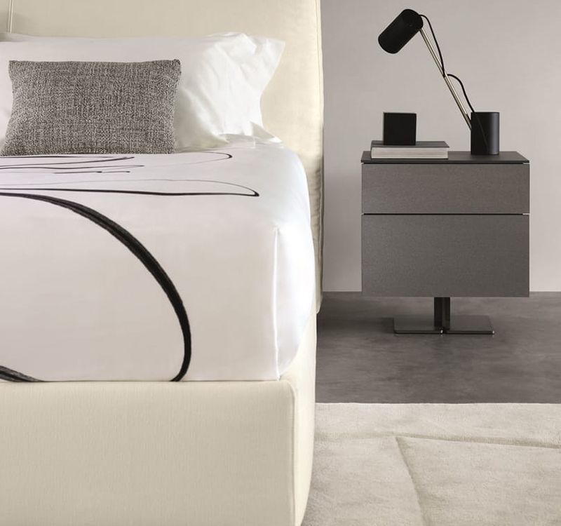 十款轻奢家具芬迪fendi设计 Flou卧室极强装饰床头柜来自高端定制 - 家居知识