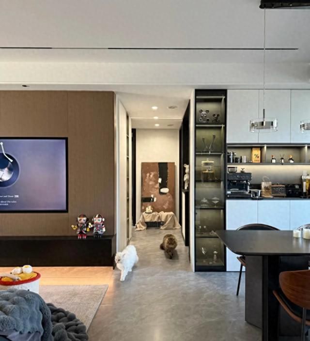 浙江夫妻俩住90㎡的家，现代轻奢装修，实用高级，真的太爽啦！ - 家居知识